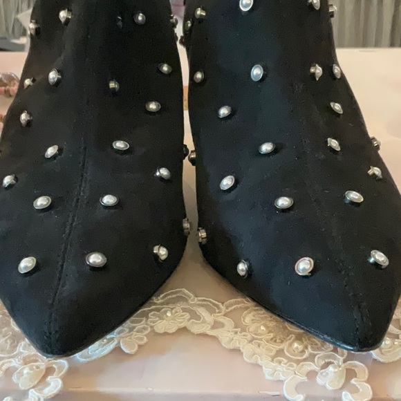 Louis et Cie- kitten Black bootie pearl studs in gold setting 10 42 leather sole - Picture 13 of 13